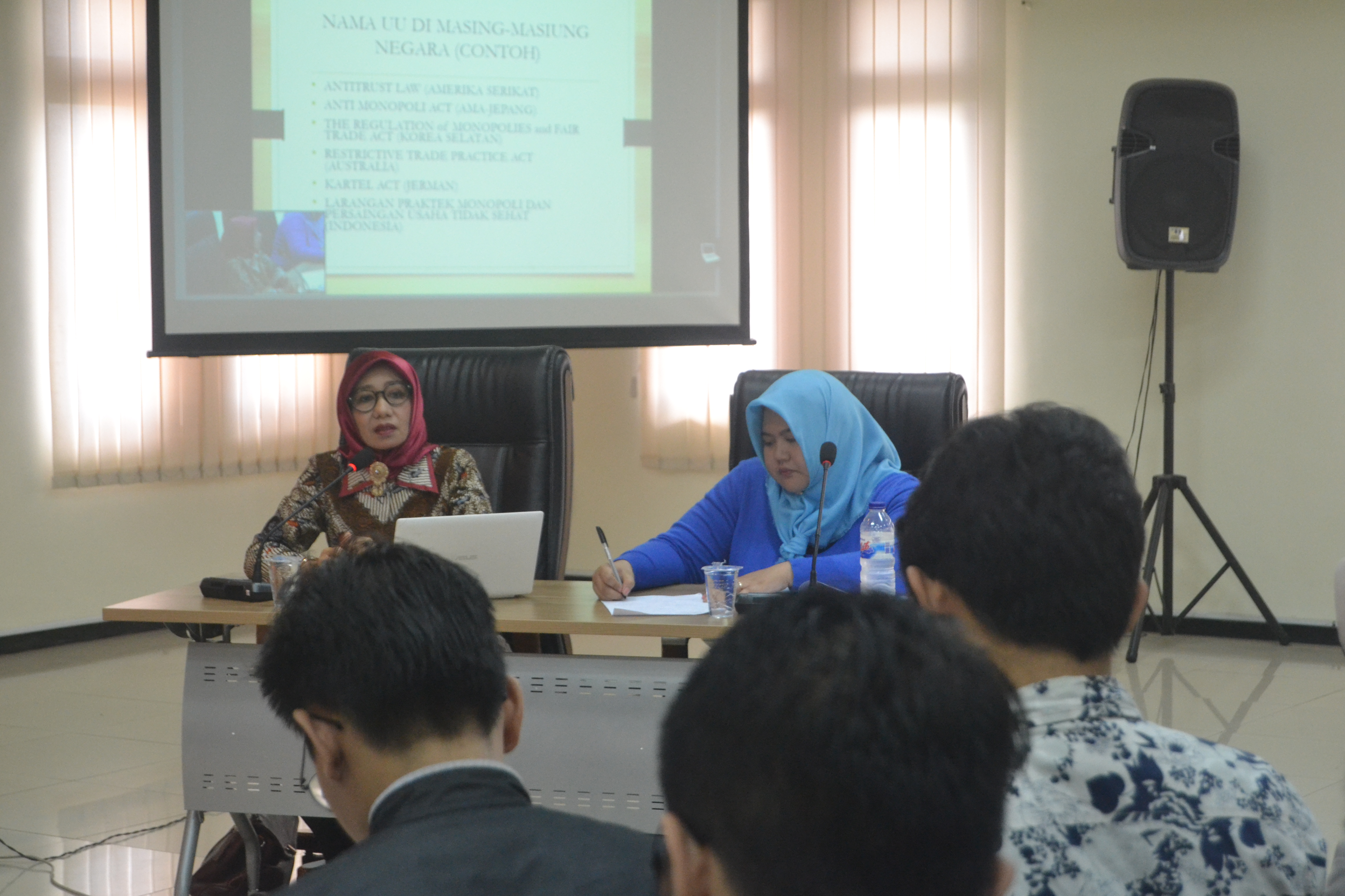 You are currently viewing Kuliah Umum Video Conference Dr. Sukarmi, S.H., M.Hum
